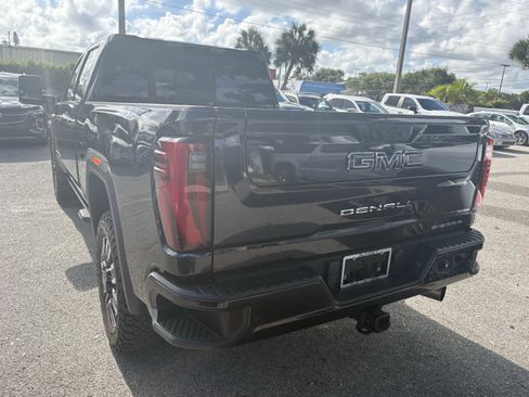 Used 2024 GMC Sierra 2500 Denali Ultimate w/ Max Trailering Package AWD/4WD image 5