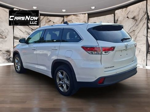 Used 2015 Toyota Highlander Limited Platinum AWD/4WD image 4