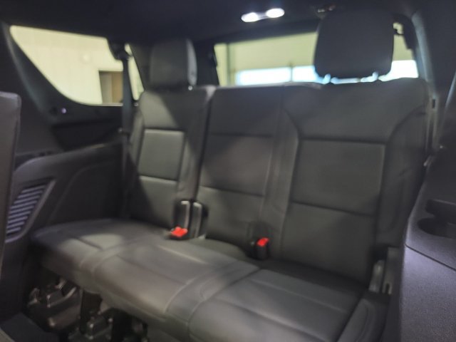 Used 2023 Chevrolet Tahoe LT w/ Luxury Package AWD/4WD image 26