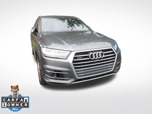 Used 2018 Audi Q7 3.0T Prestige w/ Prestige Package AWD/4WD image 3