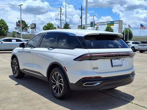 Certified 2026 Lincoln Nautilus Premier w/ Equipment Group 102A AWD/4WD image 24