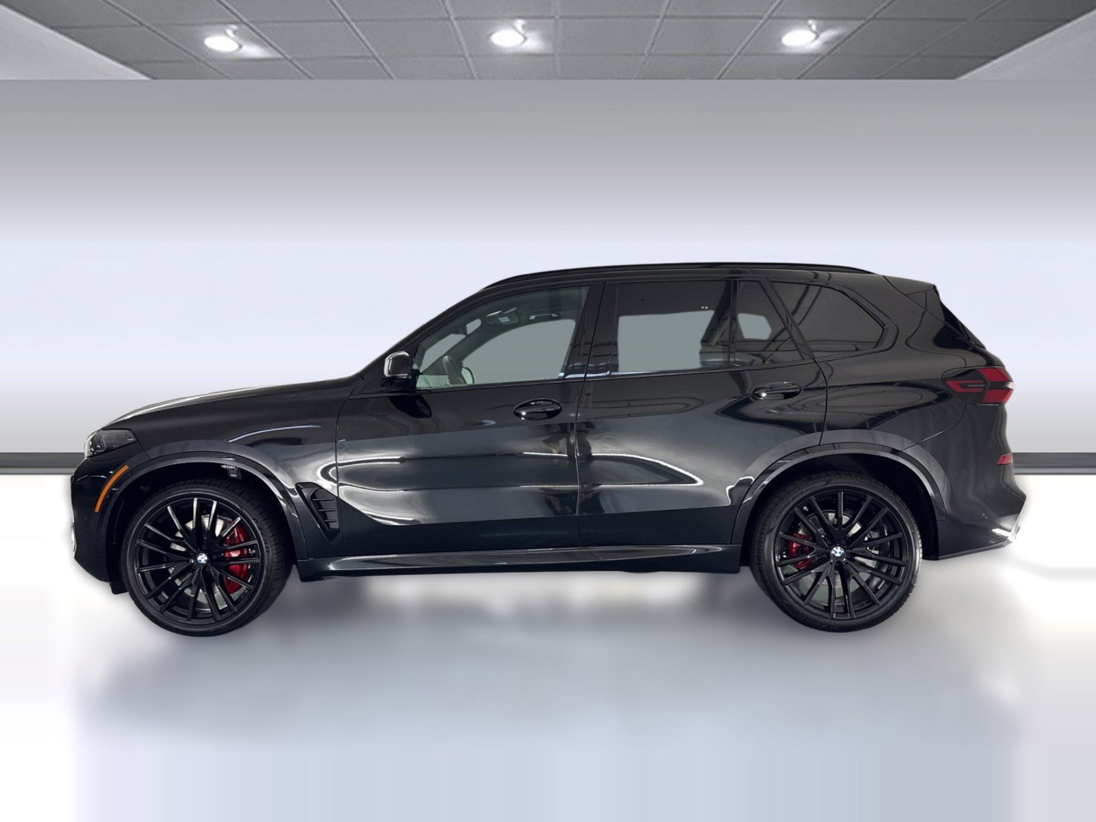 Used 2026 BMW X5 sDrive40i w/ M Sport Package RWD image 2