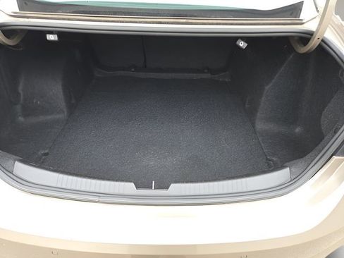 Used 2024 Chevrolet Malibu LT image 27