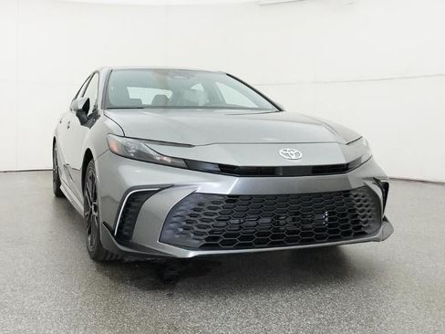 New 2026 Toyota Camry SE FWD image 30