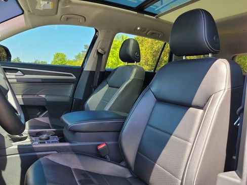 Used 2022 Volkswagen Atlas SE AWD/4WD image 15