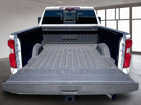 Used 2024 Chevrolet Silverado 2500 High Country w/ High Country Premium Package AWD/4WD image 7