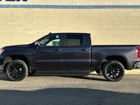 Used 2023 Chevrolet Silverado 1500 LT w/ Protection Package image 7