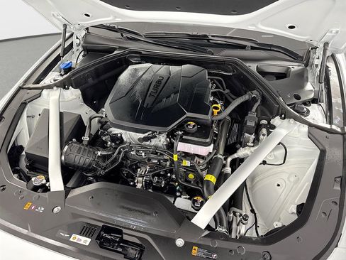 New 2025 Genesis G70 2.5T image 30