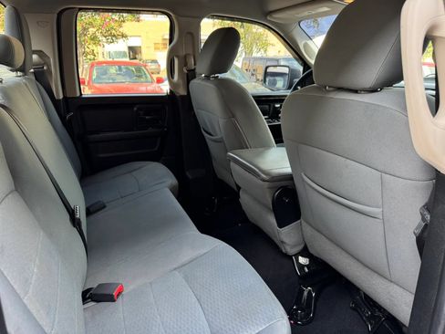 Used 2013 RAM 1500 Express RWD image 26