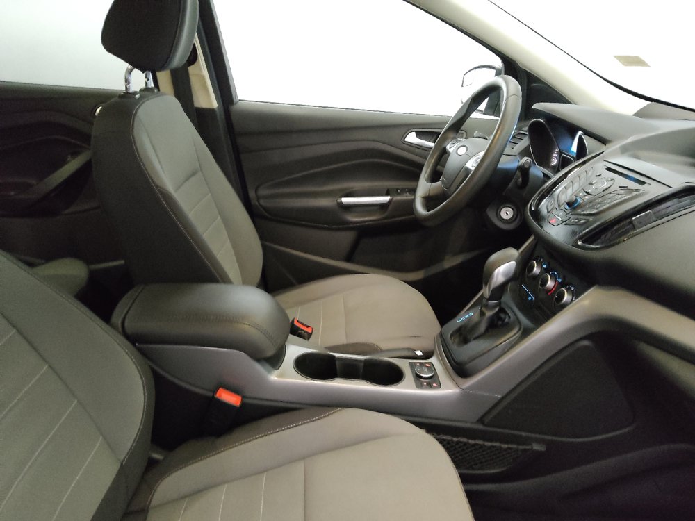 Used 2016 Ford Escape SE w/ SE Cold Weather Package AWD/4WD image 21