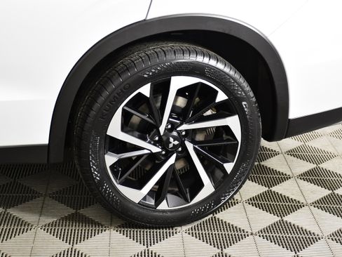 Used 2022 Mitsubishi Outlander SE AWD/4WD image 51