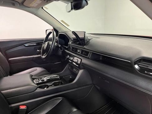 Used 2024 Honda Pilot EX-L image 11