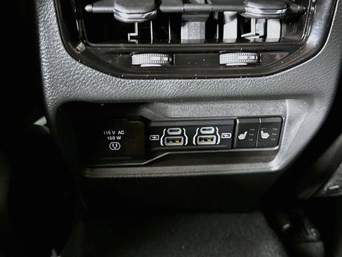 Used 2024 Jeep Grand Cherokee Trailhawk w/ Luxury Tech Group III AWD/4WD image 29