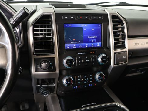 Used 2021 Ford F250 Platinum w/ Tremor Off-Road Package AWD/4WD image 5