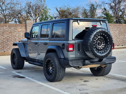 Used 2020 Jeep Wrangler Unlimited Sport image 8