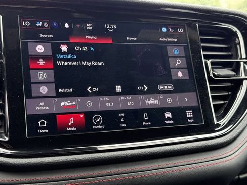 Used 2024 Dodge Durango GT AWD/4WD image 16