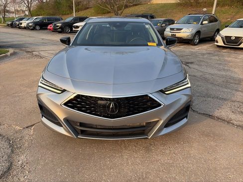 Used 2023 Acura TLX w/ Technology Package image 2