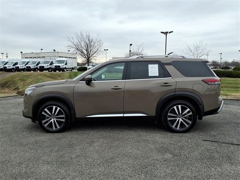 Certified 2024 Nissan Pathfinder Platinum w/ Cargo Package image 2