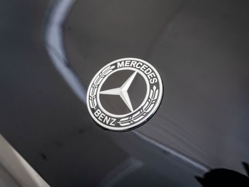New 2026 Mercedes-Benz GLS 450 4MATIC image 9