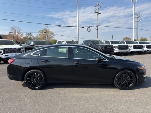 Used 2024 Chevrolet Malibu LT w/ Midnight Edition FWD image 6