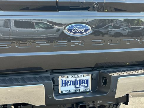 New 2025 Ford F250 Lariat w/ Lariat Ultimate Package image 26