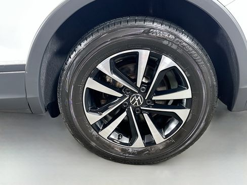 Used 2024 Volkswagen Tiguan S AWD/4WD image 28