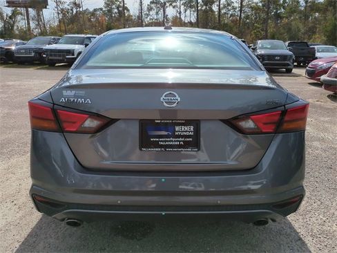 Used 2022 Nissan Altima 2.5 SR image 6
