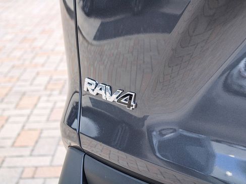 Used 2025 Toyota RAV4 XLE w/ Convenience Package AWD/4WD image 16