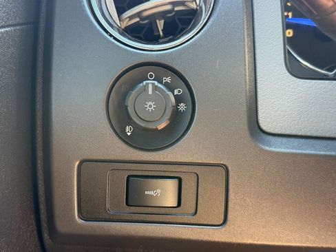 Used 2011 Ford F150 XLT w/ XLT Chrome Pkg RWD image 18