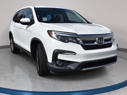 Certified 2021 Honda Pilot EX image 4