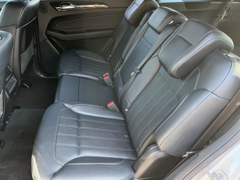 Used 2018 Mercedes-Benz GLS 450 4MATIC image 22