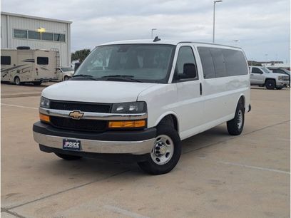 Used 2025 Chevrolet Express 3500 LT w/ LT Preferred Equipment Group