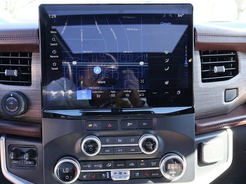 Used 2023 Ford Expedition Max Limited image 57