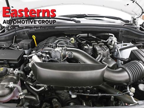 Used 2025 Dodge Durango GT AWD/4WD image 7