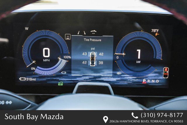 Used 2024 Chevrolet Equinox EV RS FWD image 19