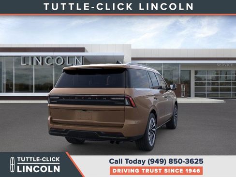New 2025 Lincoln Navigator Black Label image 8