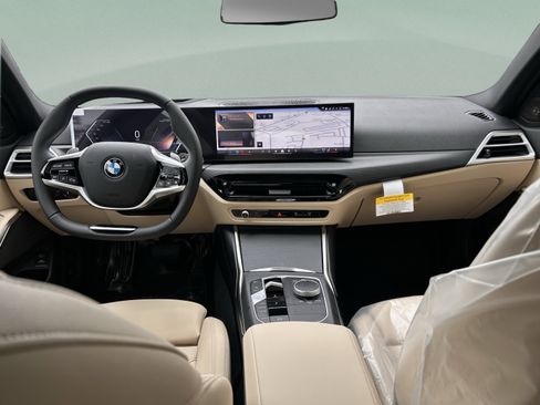Used 2026 BMW 330i Sedan w/ Premium Package RWD image 8