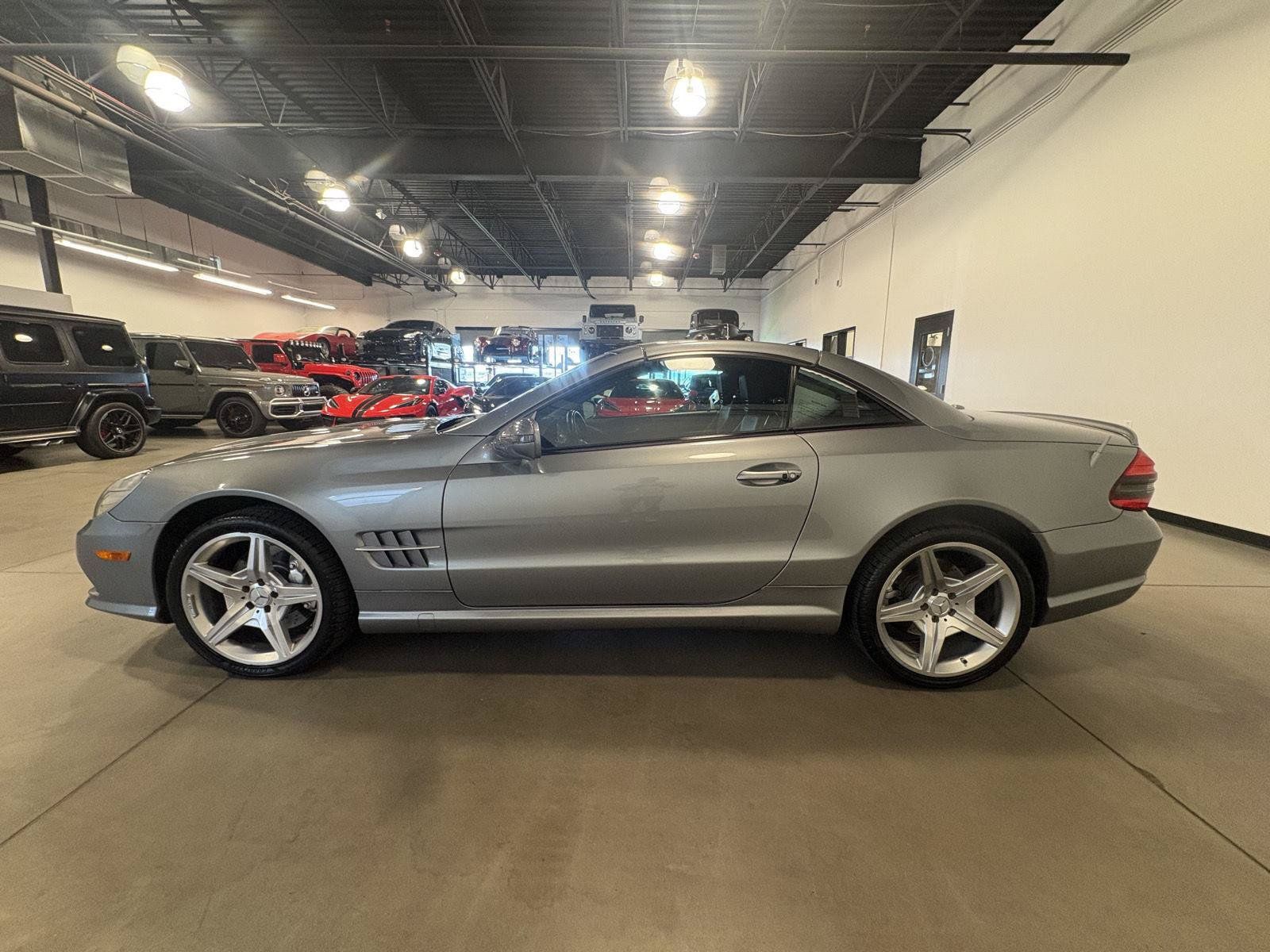 Used 2009 Mercedes-Benz SL 550 image 6