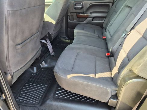 Used 2018 GMC Sierra 1500 SLE w/ SLE Value Package RWD image 16