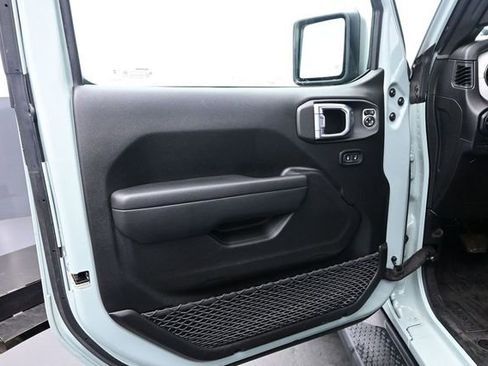 Used 2024 Jeep Wrangler Unlimited Sport AWD/4WD image 12
