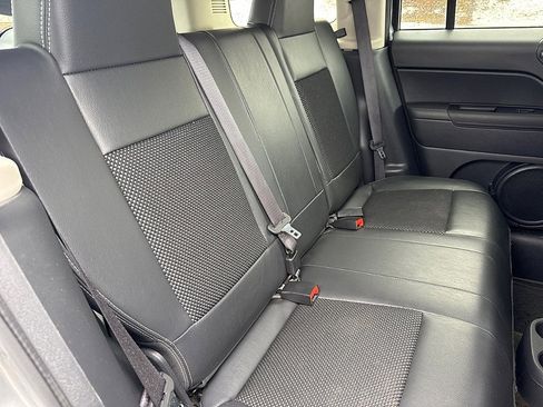 Used 2016 Jeep Patriot Sport w/ Power Value Group image 22