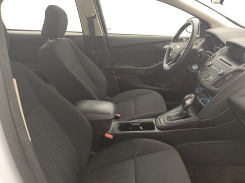 Used 2017 Ford Focus SE image 21