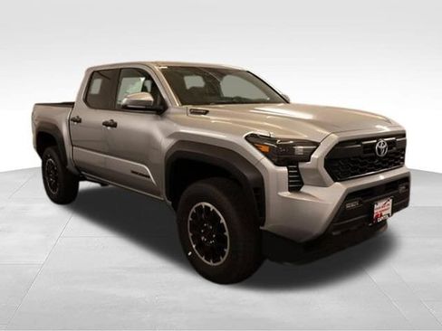 New 2025 Toyota Tacoma TRD Off-Road w/ TRD Off Road Upgrade Package AWD/4WD image 2