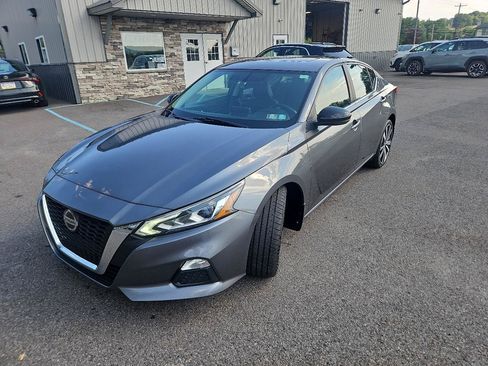 Used 2019 Nissan Altima 2.5 SR w/ SR Premium Package AWD/4WD image 7