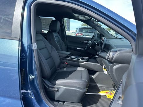 New 2026 Chevrolet Equinox LT w/ Convenience Package II image 24