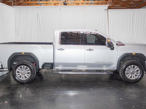 Used 2020 GMC Sierra 2500 Denali w/ Denali Ultimate Package image 5