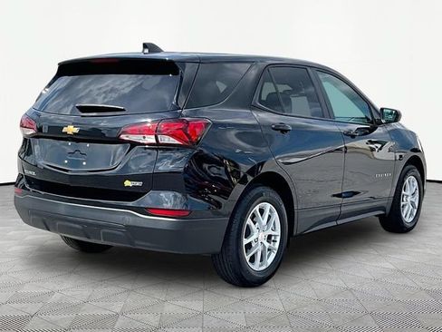 Used 2024 Chevrolet Equinox LS w/ LS Convenience Package FWD image 6