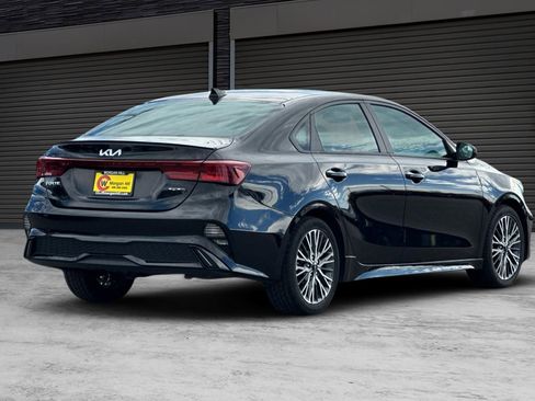 Used 2023 Kia Forte GT-Line image 4