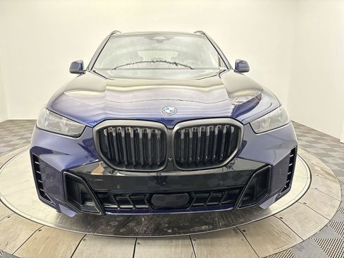 New 2026 BMW X5 xDrive40i w/ M Sport Package AWD/4WD image 14
