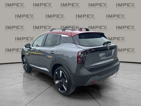 Used 2025 Nissan Kicks SR w/ SR Premium Package image 3